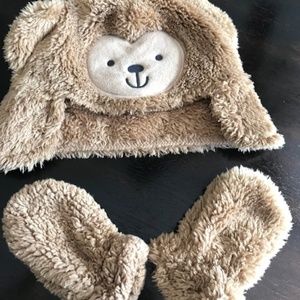 Toddler Boys 2T-4T beanies and mittens